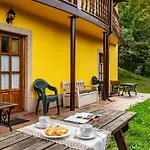 Socastillo A Gospodarstwo wiejskie Fresnedo (Asturias)