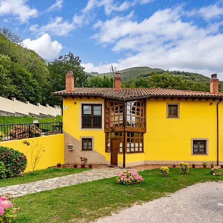 Socastillo A Gospodarstwo wiejskie Fresnedo (Asturias)